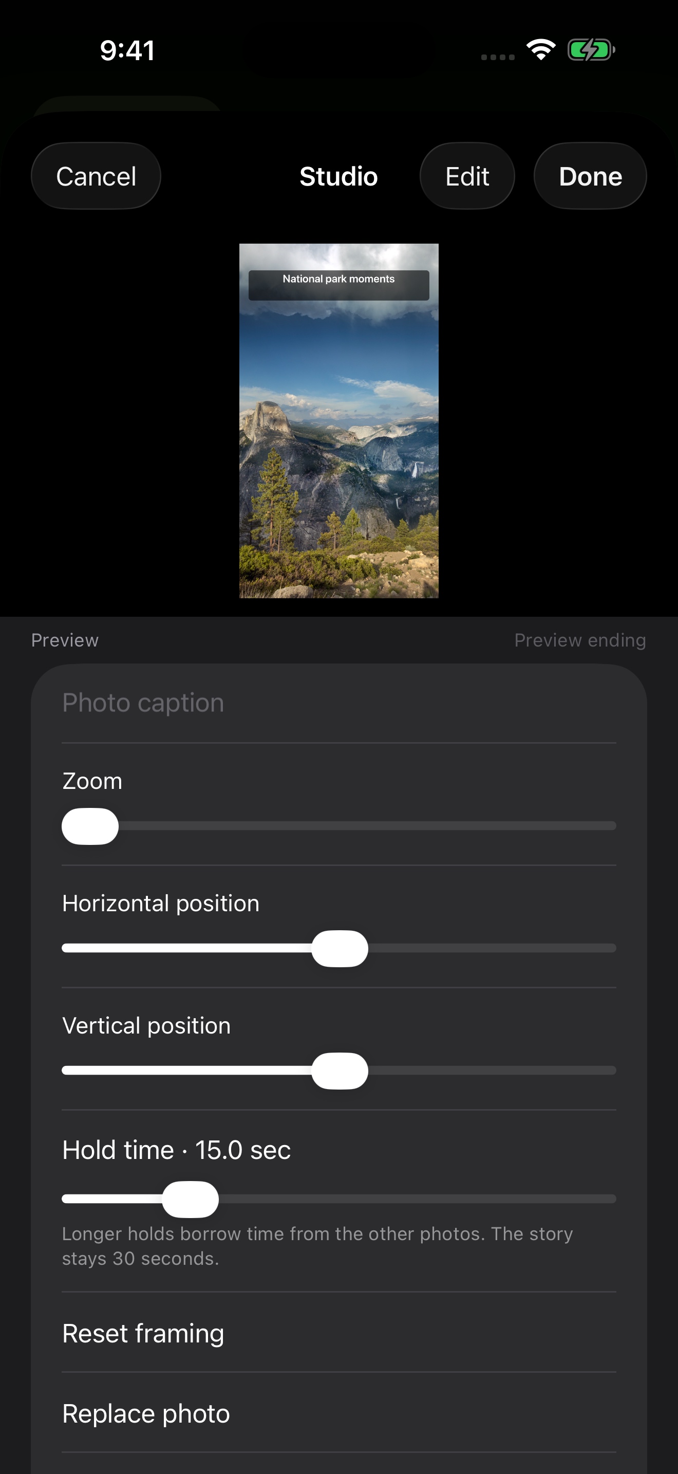 Actual Pastfold Studio showing a photo preview, zoom, positioning and hold-time controls.